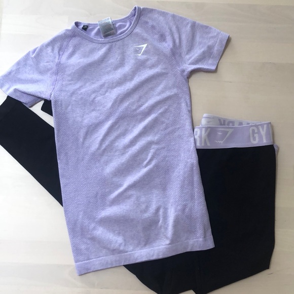 Gymshark set - Picture 1 of 3